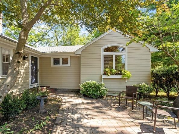 5 Hemlock Street, Beverly MA 01915