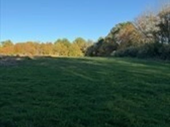 LotA Sampson Rd, Charlton MA 01507
