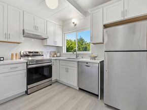 3909 Middlefield Road E, Palo Alto CA 94303