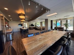 38 N Almaden Boulevard 1906, San Jose CA 95110