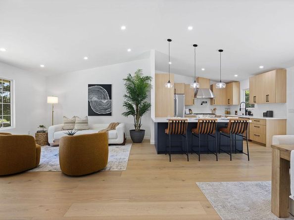 132 Lakeshore Drive, San Mateo CA 94402