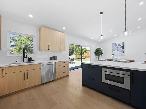 132 Lakeshore Drive, San Mateo CA 94402