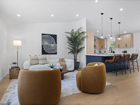 132 Lakeshore Drive, San Mateo CA 94402
