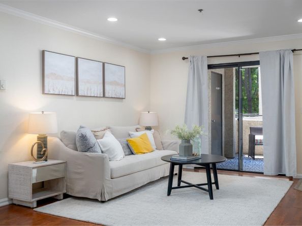 880 E Fremont Avenue 203, Sunnyvale CA 94087