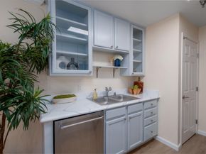880 E Fremont Avenue 203, Sunnyvale CA 94087