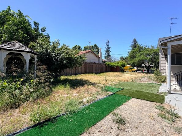 860 N 19th Street, San Jose CA 95112