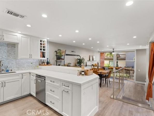 6101 Marina Pacifica Drive, Long Beach CA 90803