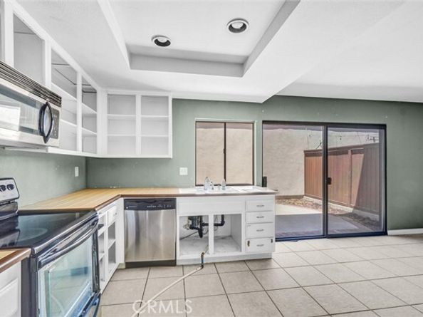1330 Stonewood Court, San Pedro (los Angeles) CA 90732