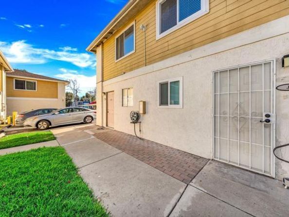 9210 Kenwood Drive J, Spring Valley CA 91977