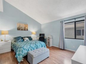 14293 Foothill Blvd 19, Sylmar (los Angeles) CA 91342