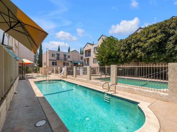 14293 Foothill Blvd 19, Sylmar (los Angeles) CA 91342