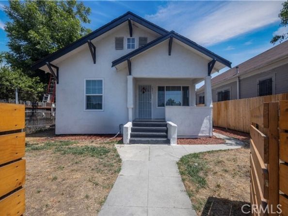 1471 E 41st Place, Los Angeles CA 90011