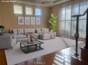 10623 Moorpark Street 1, Toluca Lake (los Angeles) CA 91602