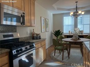 10623 Moorpark Street 1, Toluca Lake (los Angeles) CA 91602