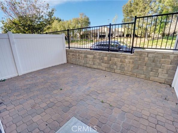 22824 W Olive Way, West Hills (los Angeles) CA 91304