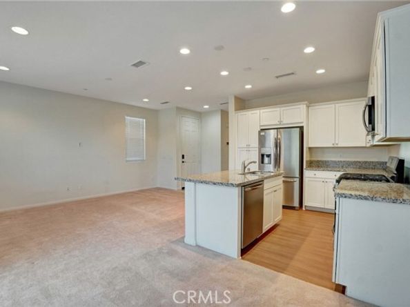 22824 W Olive Way, West Hills (los Angeles) CA 91304