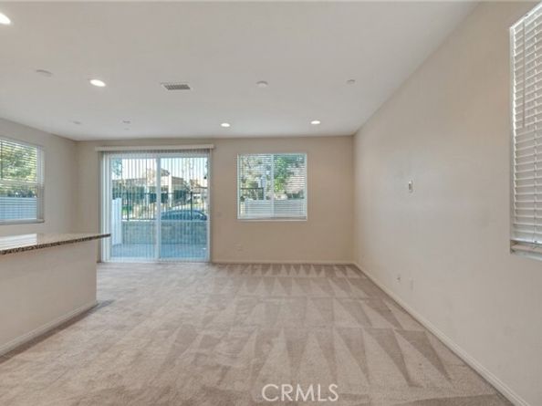 22824 W Olive Way, West Hills (los Angeles) CA 91304