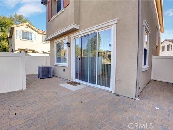 22824 W Olive Way, West Hills (los Angeles) CA 91304