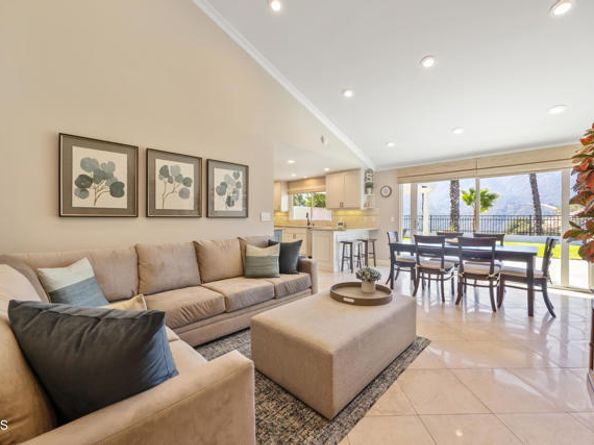 9263 La Shell Drive, Tujunga (los Angeles) CA 91042
