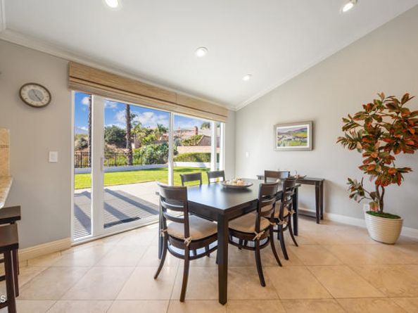9263 La Shell Drive, Tujunga (los Angeles) CA 91042