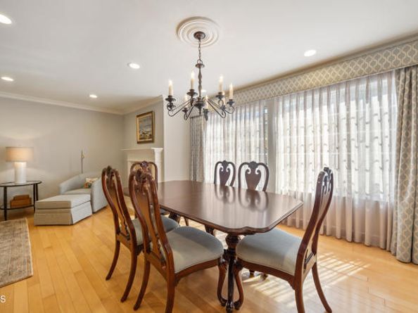 9263 La Shell Drive, Tujunga (los Angeles) CA 91042