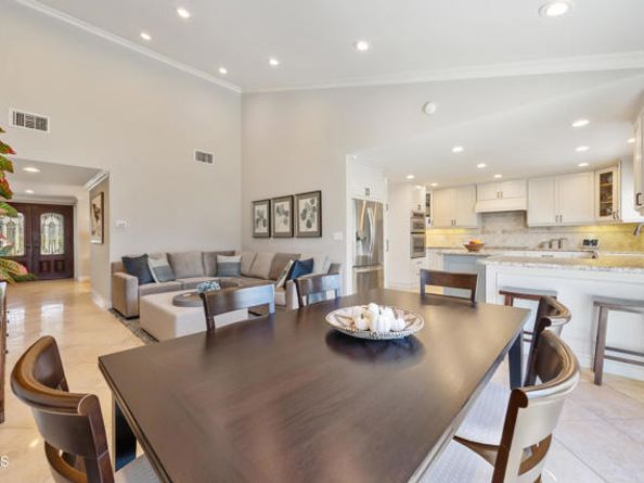 9263 La Shell Drive, Tujunga (los Angeles) CA 91042