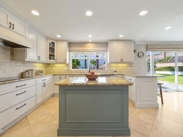 9263 La Shell Drive, Tujunga (los Angeles) CA 91042