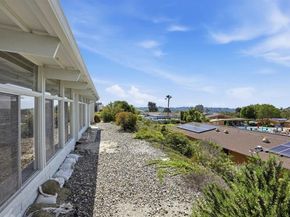 3685 Vista Campana 30, Oceanside CA 92057