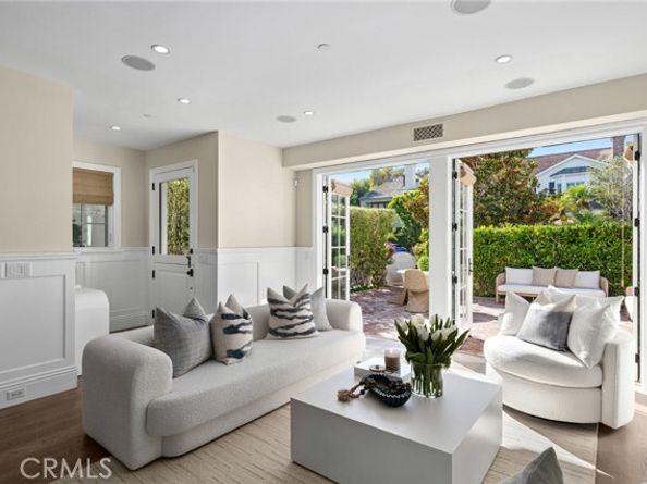 416 Orchid Avenue, Corona Del Mar (newport Beach) CA 92625