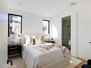 303 Goldenrod Avenue, Corona Del Mar (newport Beach) CA 92625