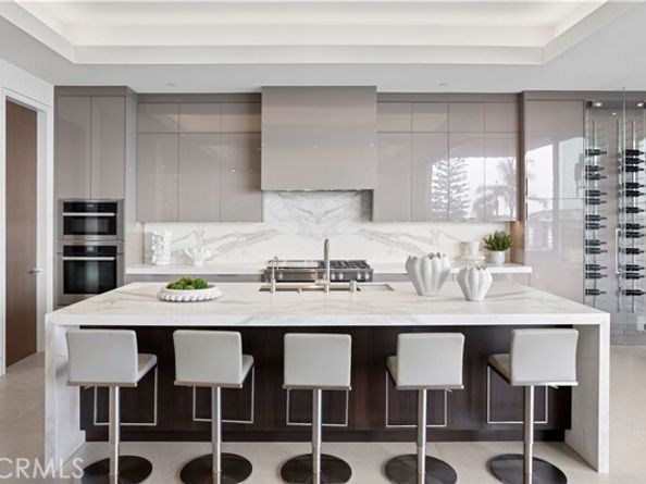 304 Poppy Ave, Corona Del Mar (newport Beach) CA 92625