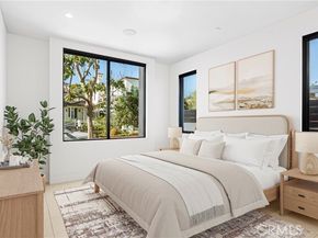 304 Poppy Ave, Corona Del Mar (newport Beach) CA 92625