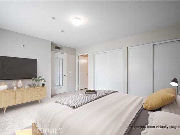 1008 S Harbor Heights Drive B, Harbor City (los Angeles) CA 90710