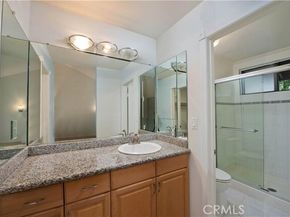 5711 Owensmouth Avenue 117, Woodland Hills (los Angeles) CA 91367