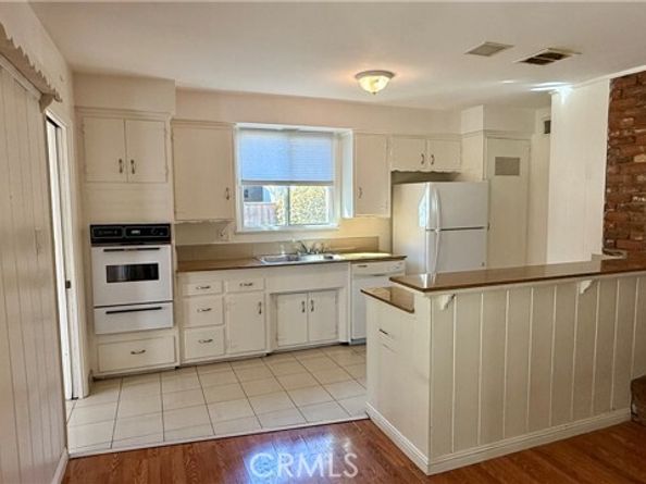 16118 Knapp Street, North Hills (los Angeles) CA 91343