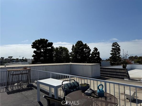 8710 Delgany Avenue 15, Playa Del Rey (los Angeles) CA 90293