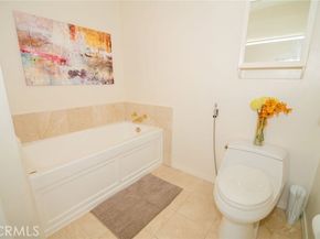 8710 Delgany Avenue 15, Playa Del Rey (los Angeles) CA 90293