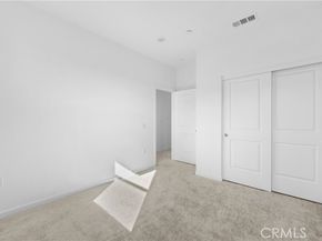 9423 N Sepulveda Blvd. 2, North Hills (los Angeles) CA 91343