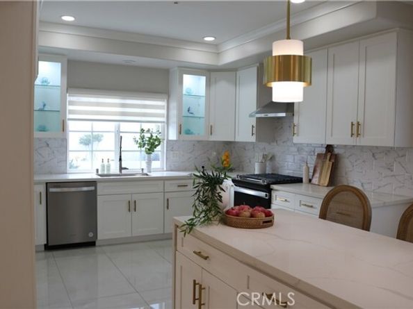 9103 Wystone, Northridge (los Angeles) CA 91324