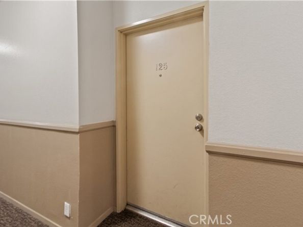 19350 Sherman Way 125, Reseda (los Angeles) CA 91335