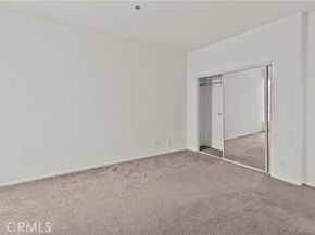 19350 Sherman Way 125, Reseda (los Angeles) CA 91335