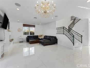 6997 Sale Avenue