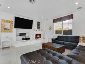6997 Sale Avenue, West Hills (los Angeles) CA 91307