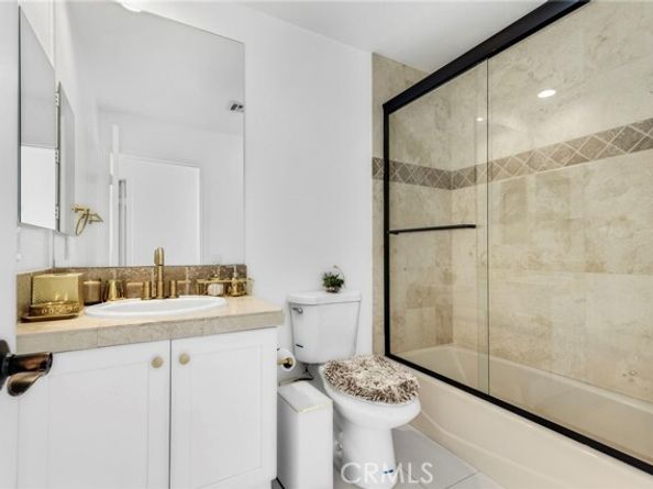 6997 Sale Avenue, West Hills (los Angeles) CA 91307