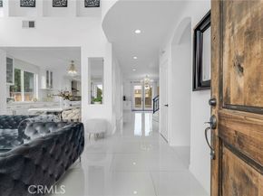6997 Sale Avenue, West Hills (los Angeles) CA 91307