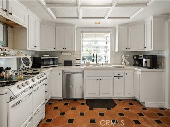 13382 Astoria Street, Sylmar (los Angeles) CA 91342