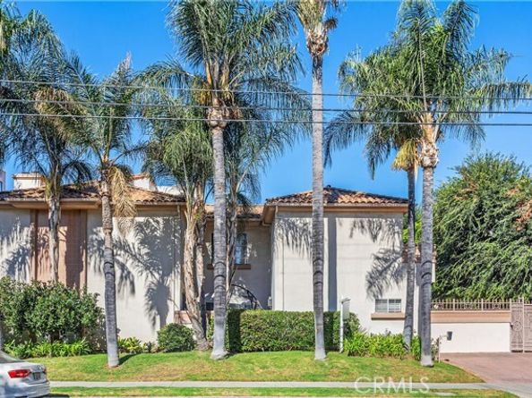 5715 Etiwanda Avenue 4, Tarzana (los Angeles) CA 91356
