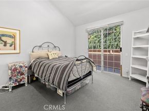5715 Etiwanda Avenue 4, Tarzana (los Angeles) CA 91356