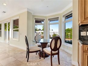 5250 Calatrana Drive, Woodland Hills (los Angeles) CA 91364