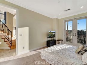 5250 Calatrana Drive, Woodland Hills (los Angeles) CA 91364